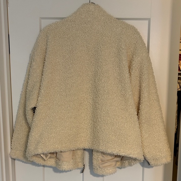 Blank NYC Cream Sherpa Jacket - Picture 5 of 6